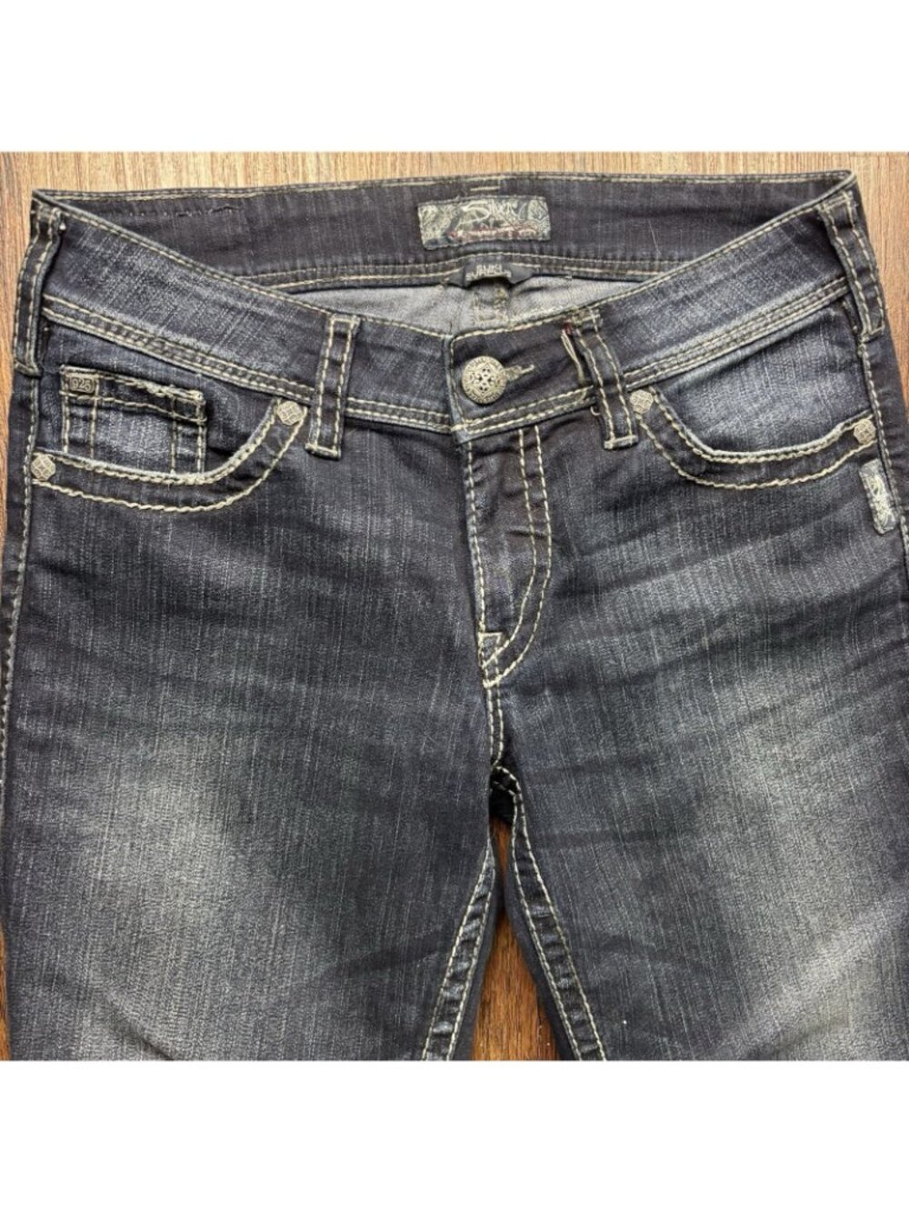 Silver Suki Surplus Bootcut Jeans Distressed Dark Wash Women’s Size W29 L32 - Picture 3 of 12